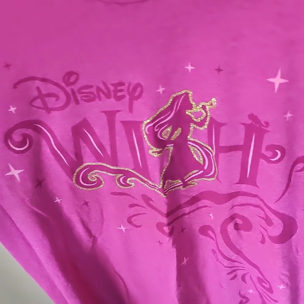 Disney Cruise Line Wish Rapunzel Pascal Pink Violet Short Sleeve Tee